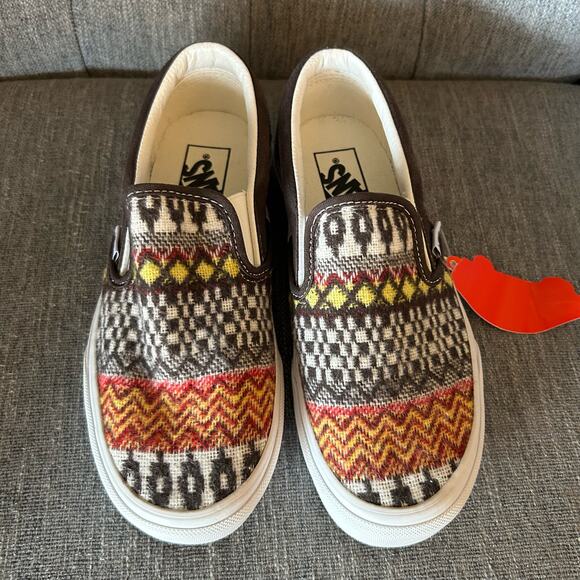NEW Vans Womens Classic Slip On Fair Isle Brown White Low Print Sneaker Shoes 6 - Picture 10 of 11